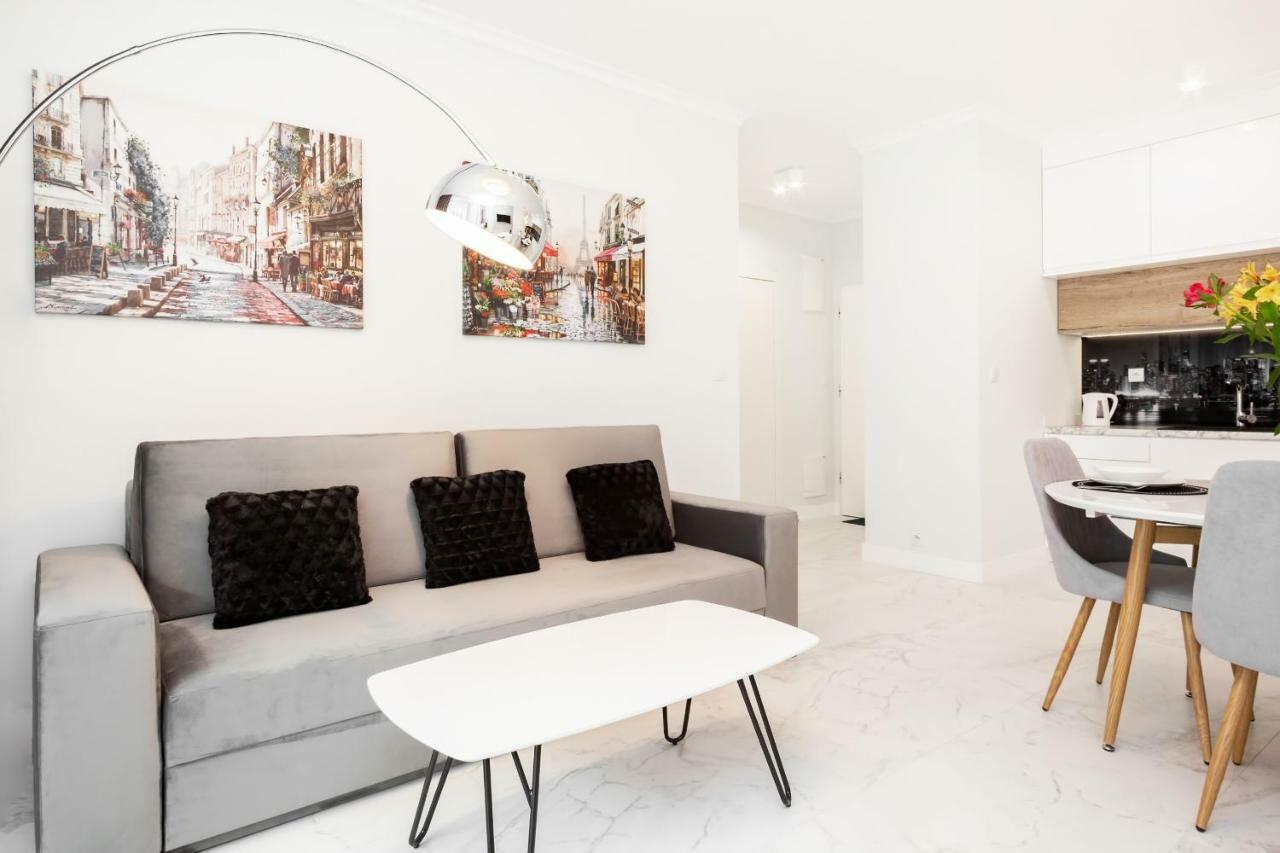Apartments Warsaw Dzielna By Noclegi Renters Eksteriør bilde
