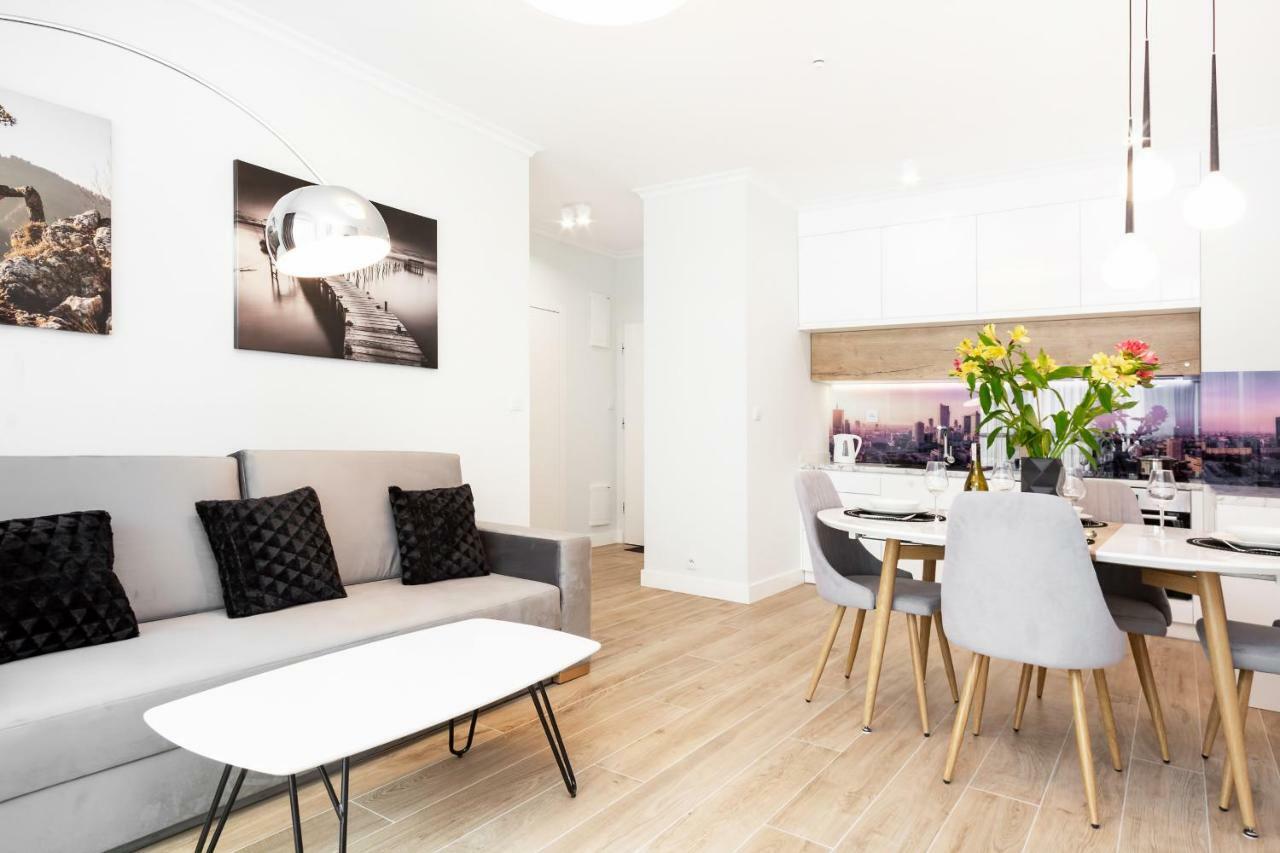 Apartments Warsaw Dzielna By Noclegi Renters Eksteriør bilde